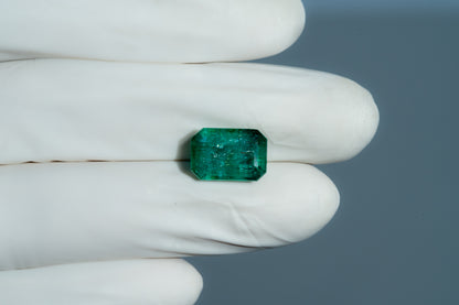 Natural Zambian Emerald (Panna) 6.63 Carats