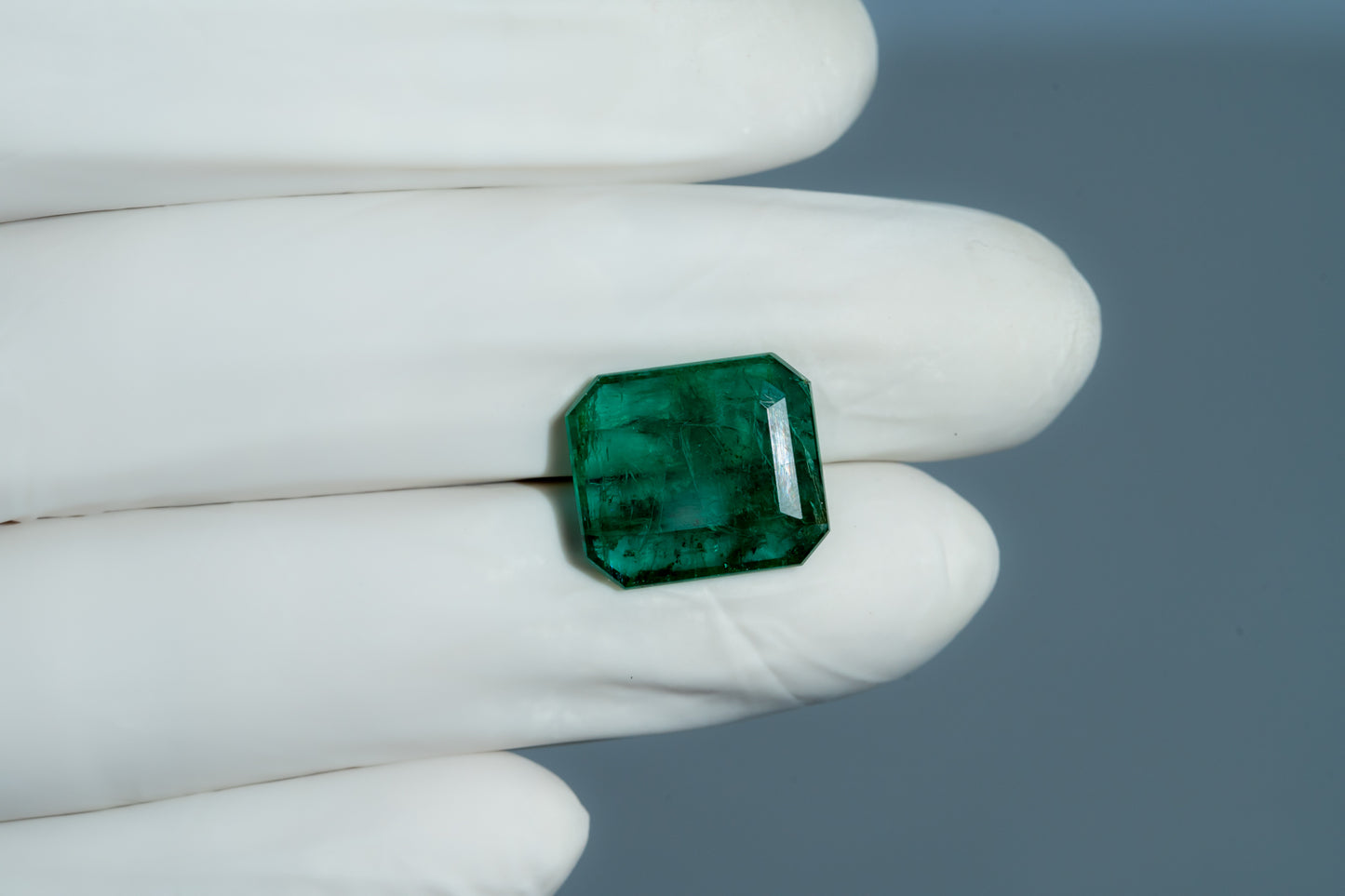 Natural Zambian Emerald (Panna) 9.00 Carats