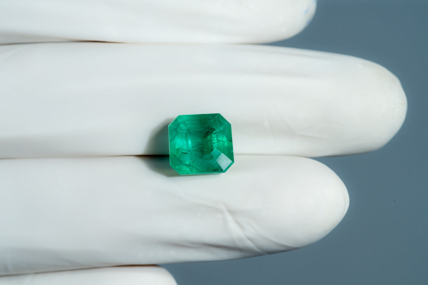 Natural Zambian Emerald (Panna) 5.88 Carats