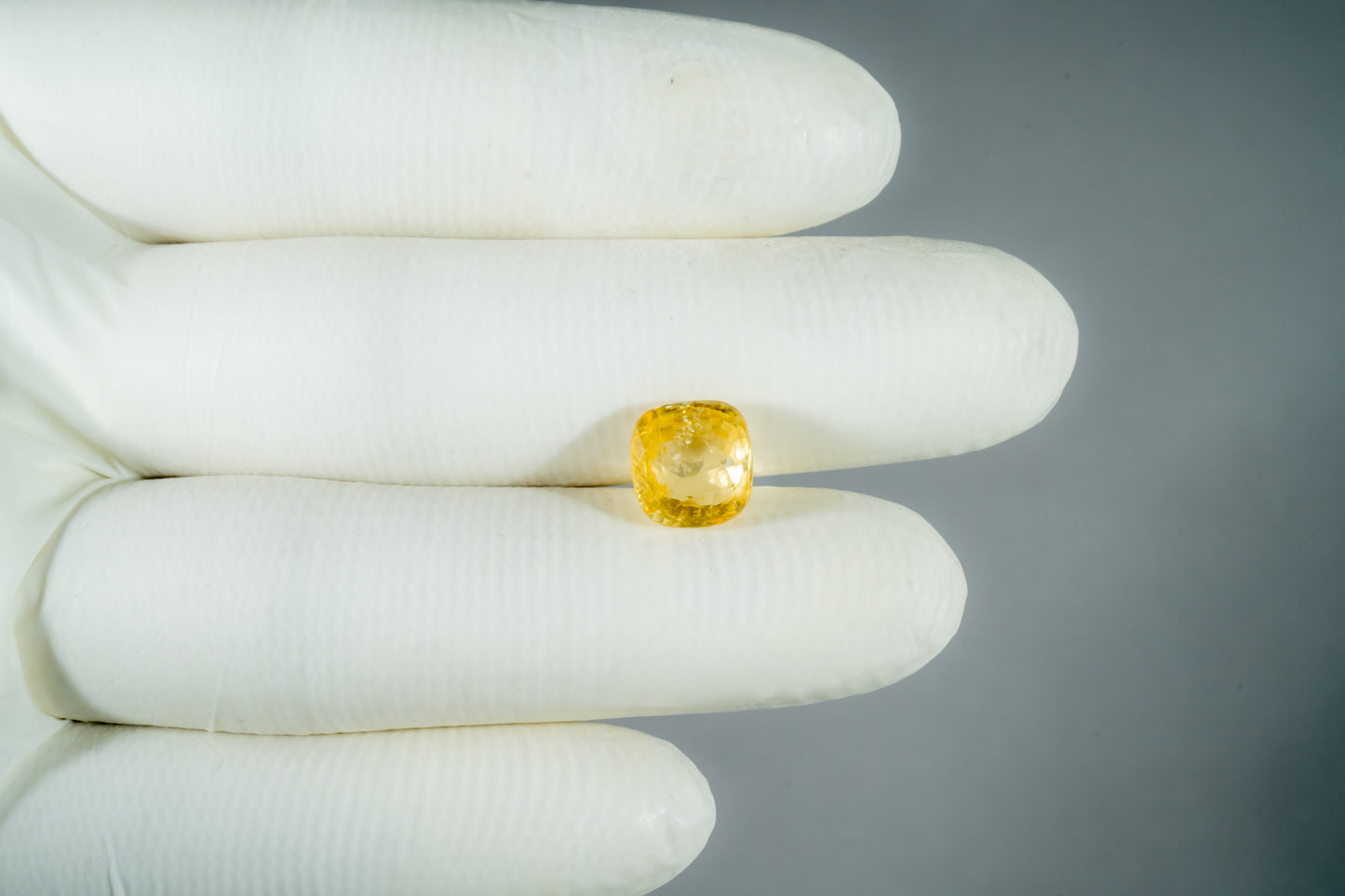 Natural Yellow Sapphire (Pukhraj) 6.40 Carats