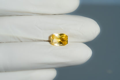 Natural Yellow Sapphire (Pukhraj) 6.09 Carats