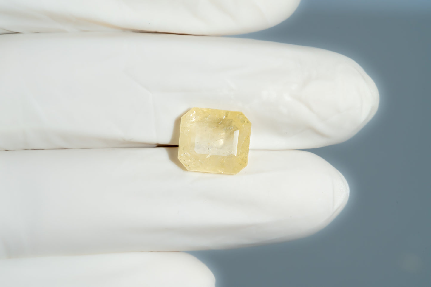Natural Yellow Sapphire (Pukhraj) 7.75 Carats