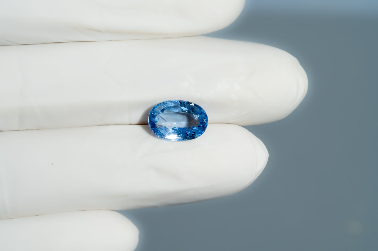 NATURAL BLUE SAPPHIRE (NEELAM) 5.59 CARATS
