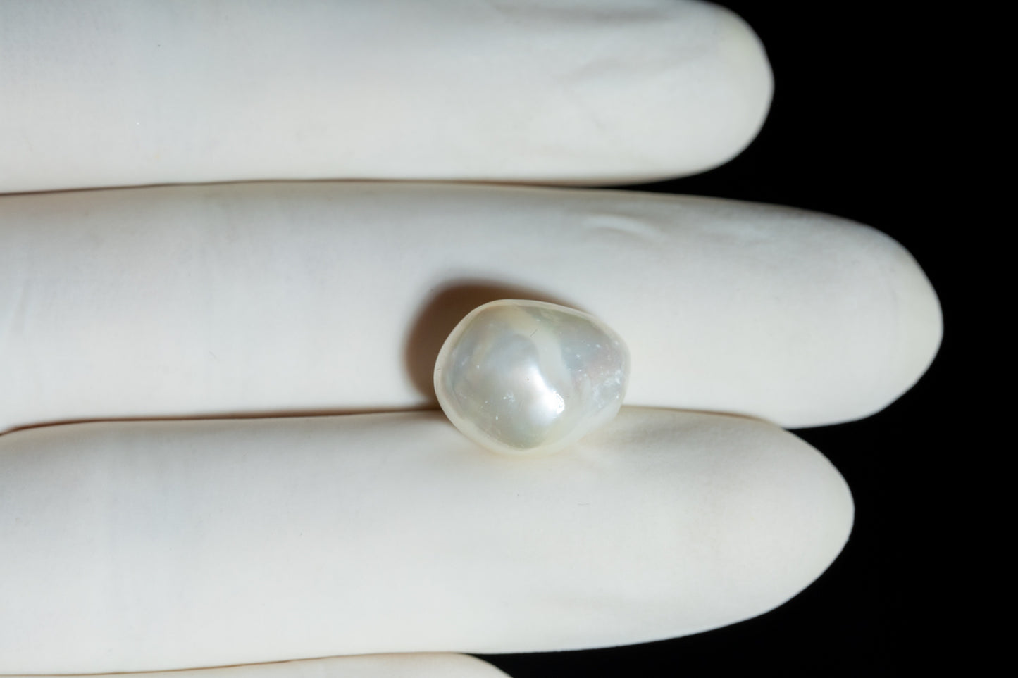 Natural Venezuela Pearl 12.21 Carats