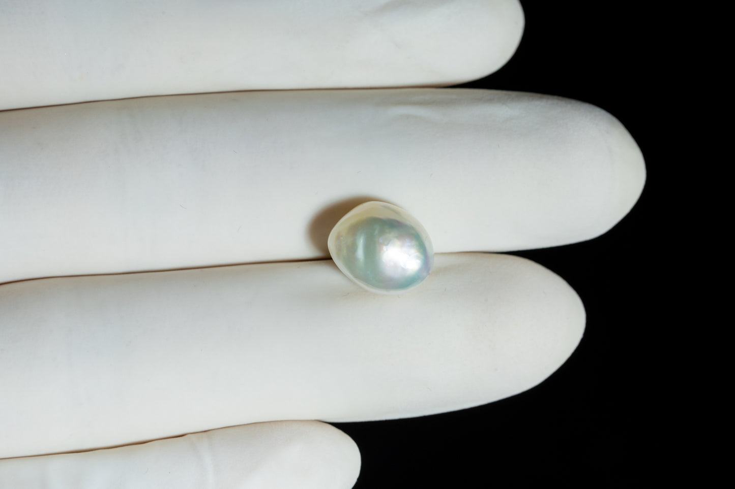 Natural Venezuela Pearl 6.39 Carats