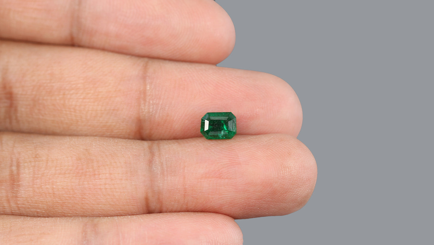 Natural Zambian Emerald (Panna) 1.18 Carats