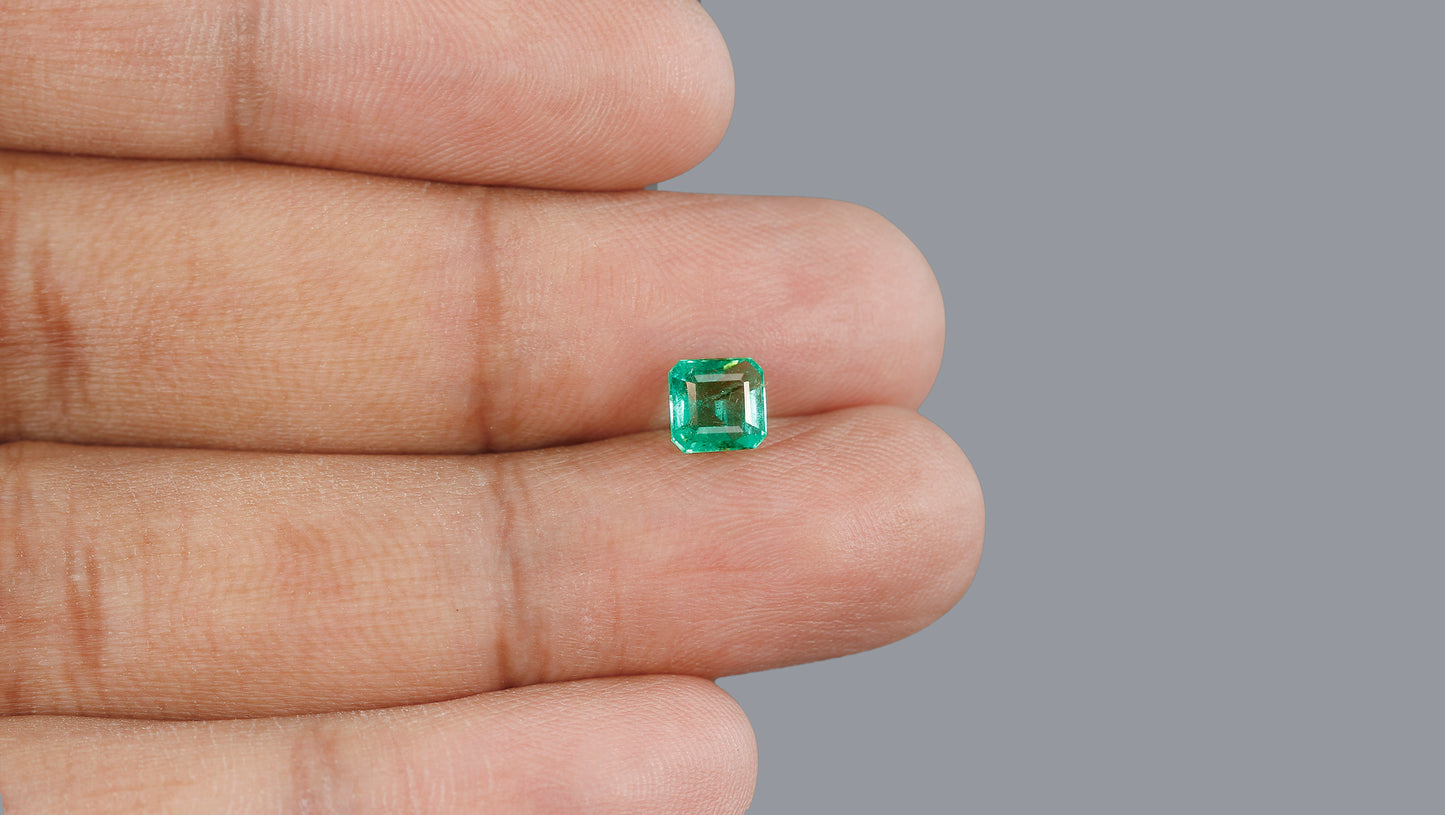 Natural Zambian Emerald (Panna) 1.22 Carats