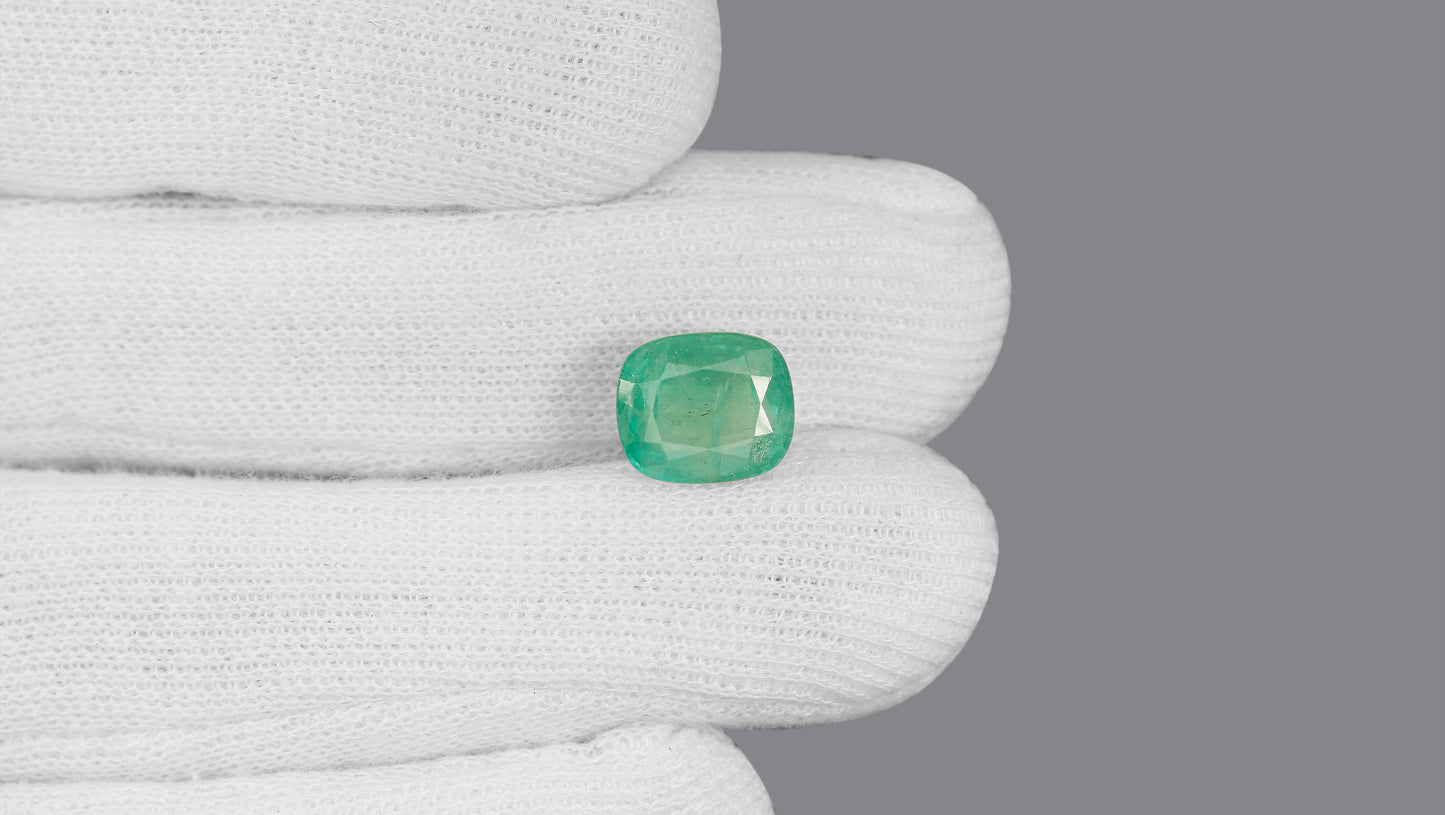 Natural Zambian Emerald (Panna) 5.71 Carats