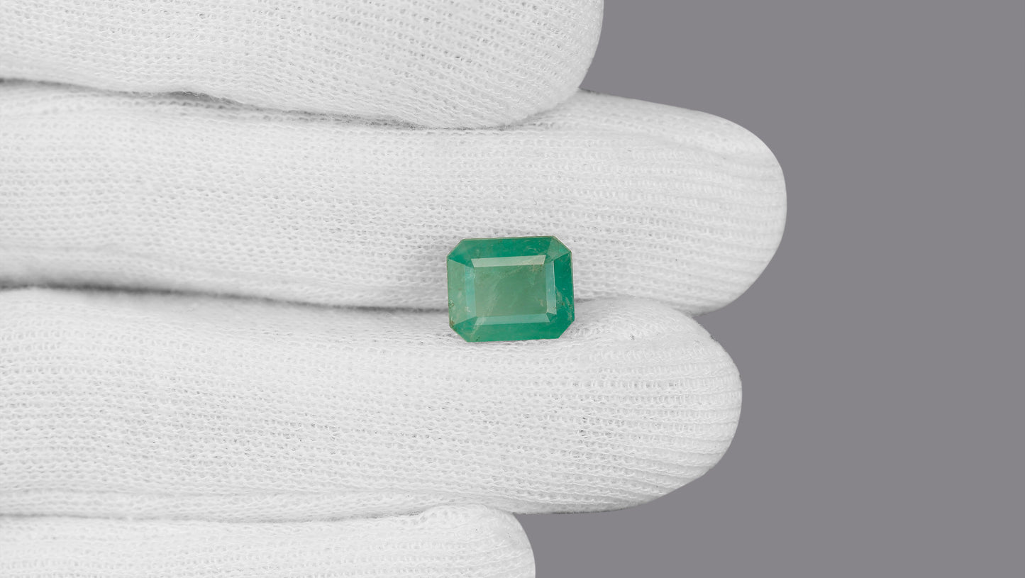 Natural Zambian Emerald (Panna) 5.81 Carats