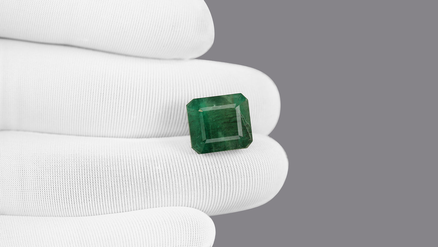 Natural Zambian Emerald (Panna) 12.04 Carats