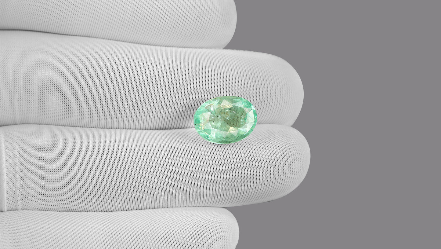 Natural Columbian Emerald (Panna) 5.92 Carats