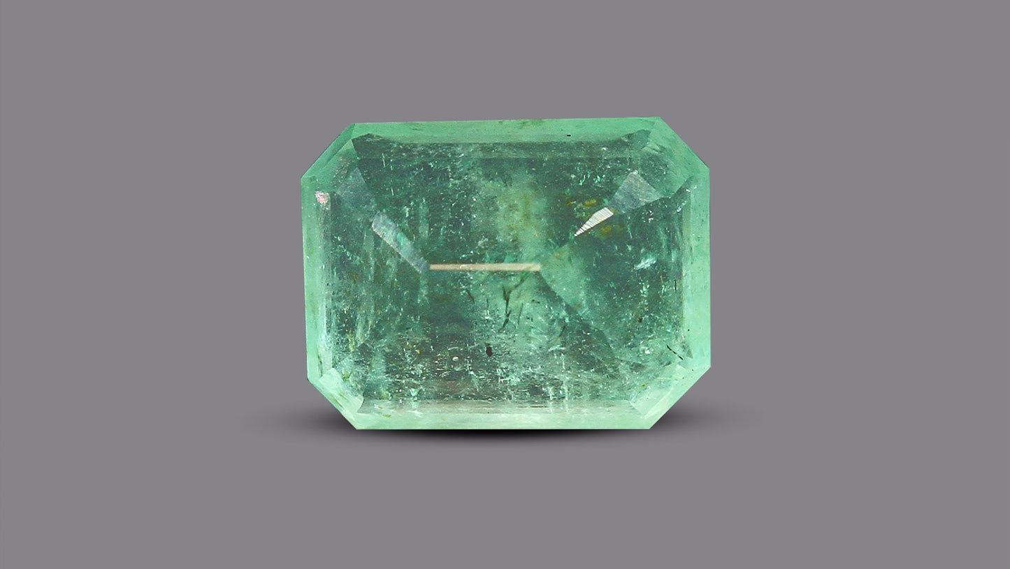 Natural Columbian Emerald (Panna) 6.29 Carats