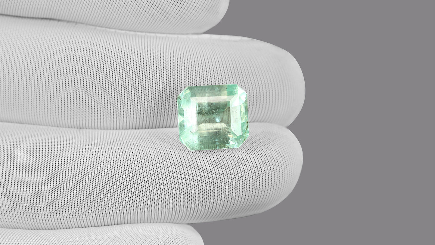 Natural Columbian Emerald (Panna) 7.37 Carats