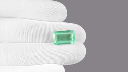 Natural Columbian Emerald (Panna) 11.33 Carats