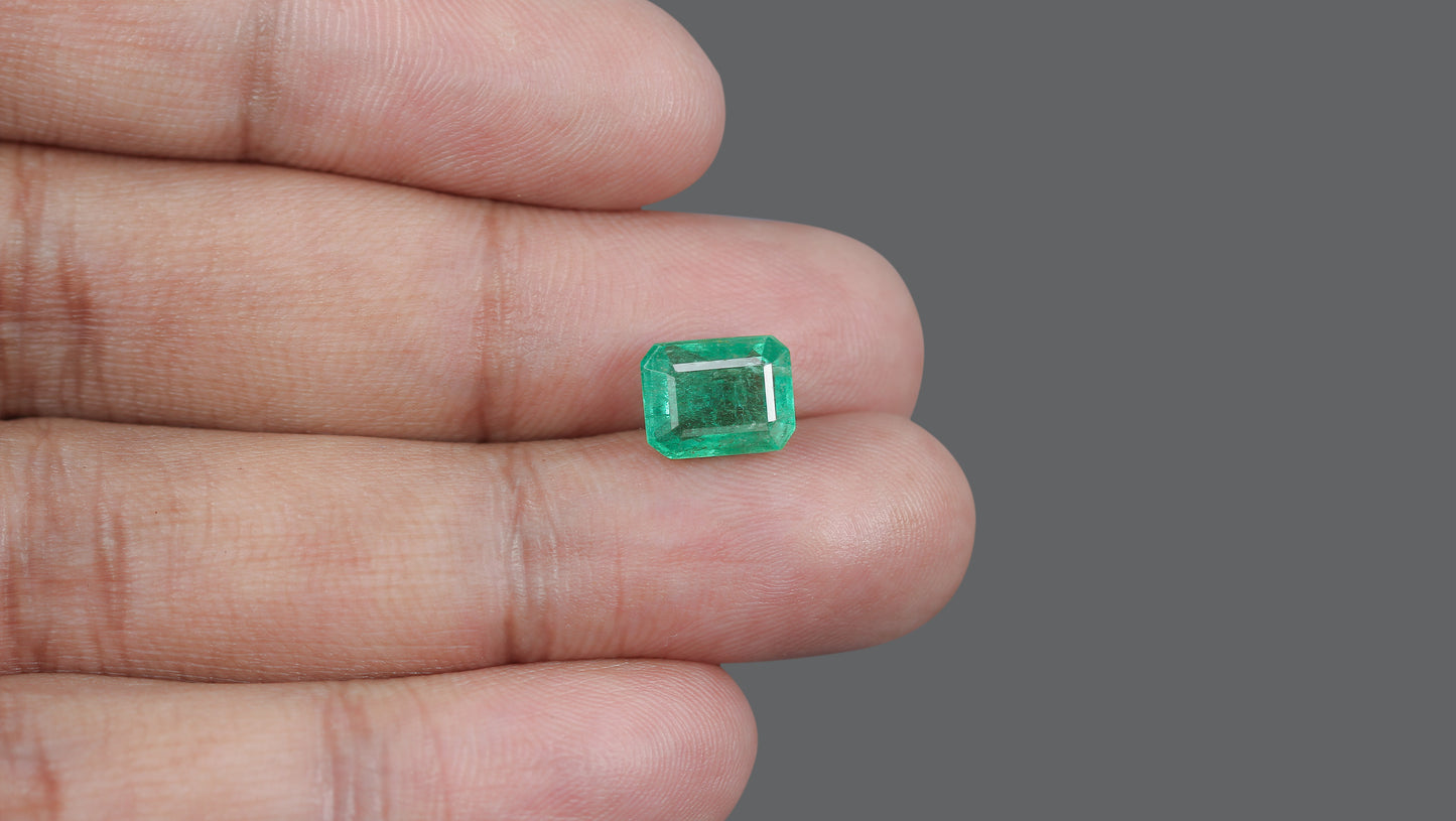 Natural Zambian Emerald (Panna) 3.77 Carats