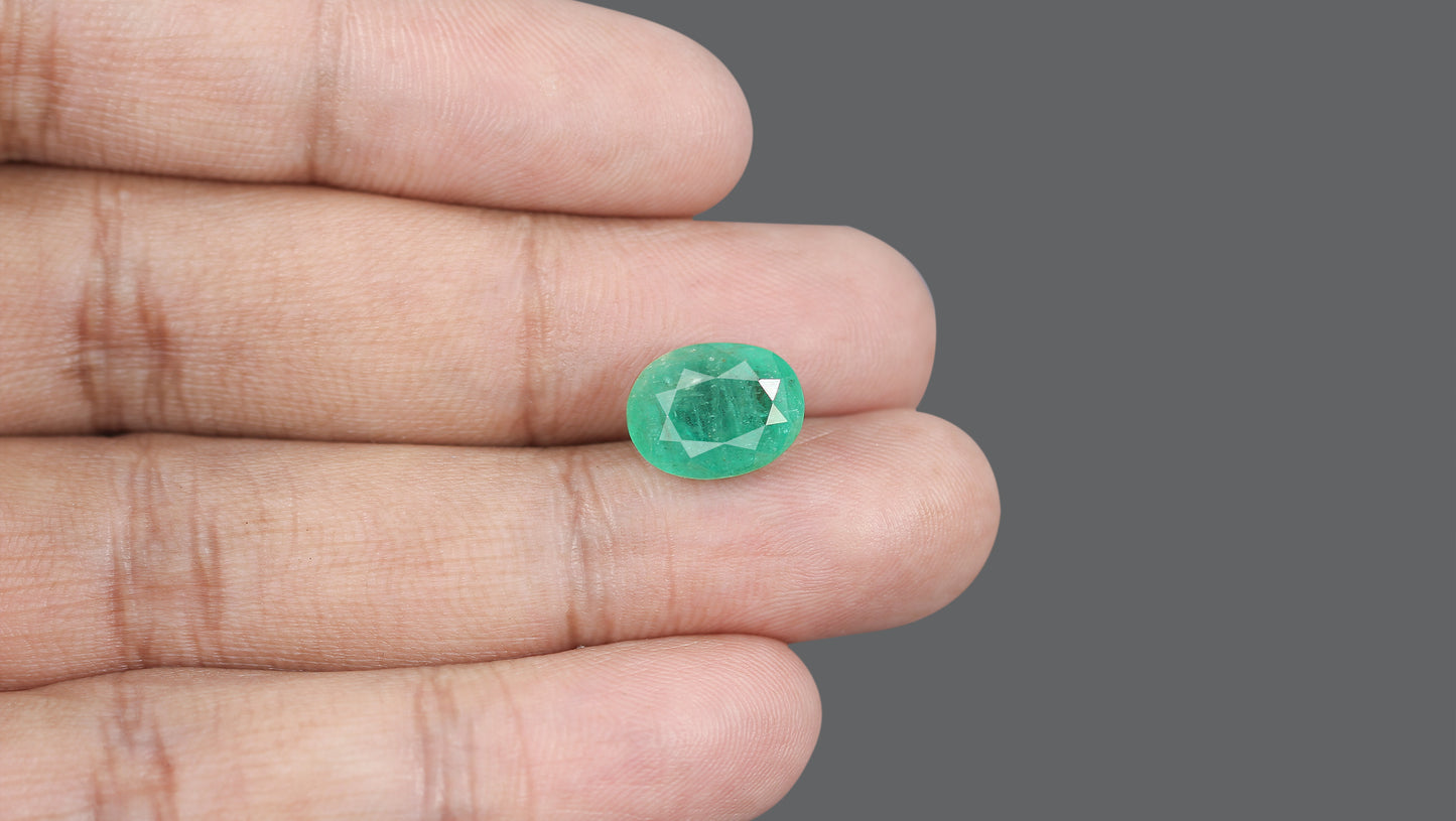 Natural Brazil Emerald (Panna) 7.42 Carats