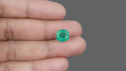 Natural Brazil Emerald (Panna) 4.70 Carats