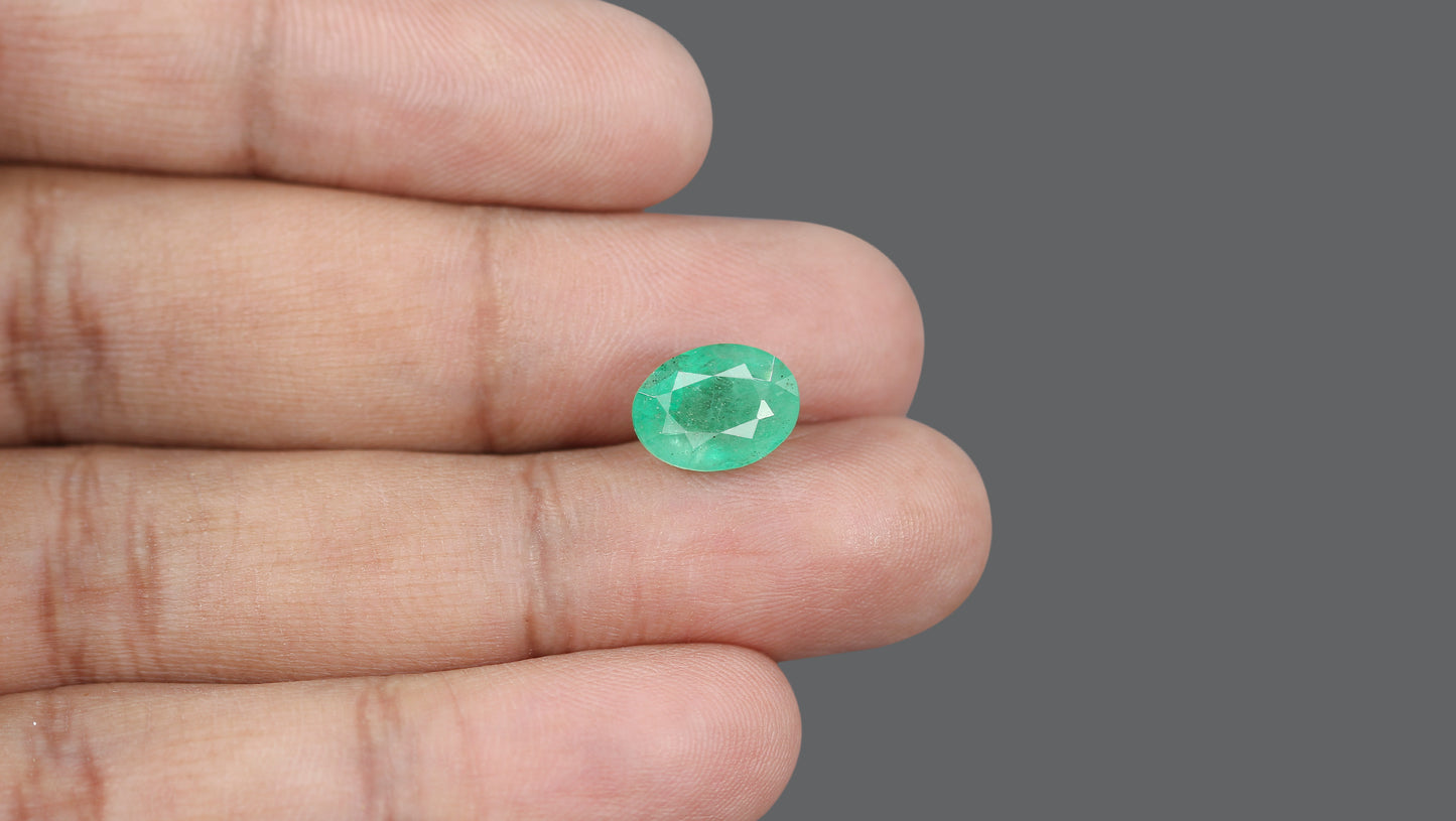 Natural Brazil Emerald (Panna) 4.92 Carats