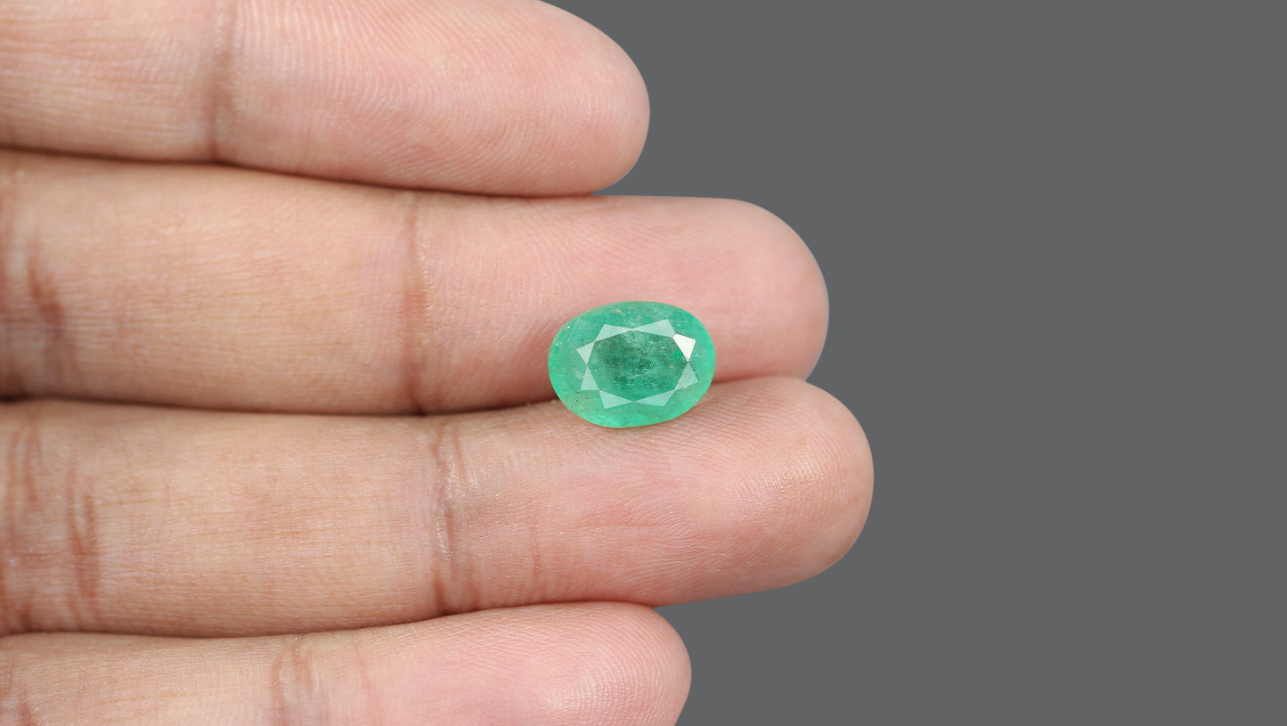 Natural Brazil Emerald (Panna) 4.84 Carats