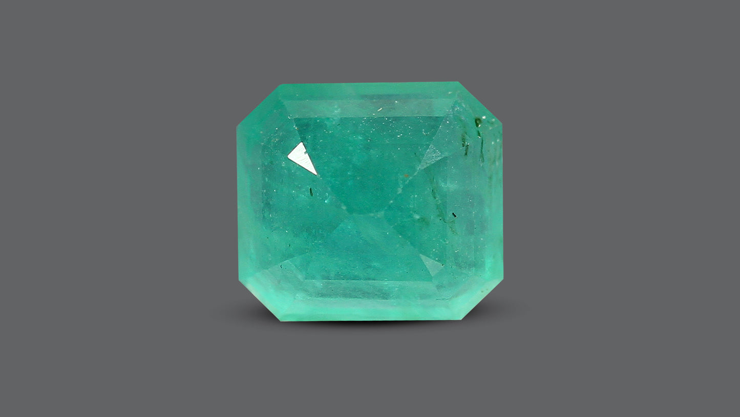 Natural Brazil Emerald (Panna) 6.15 Carats