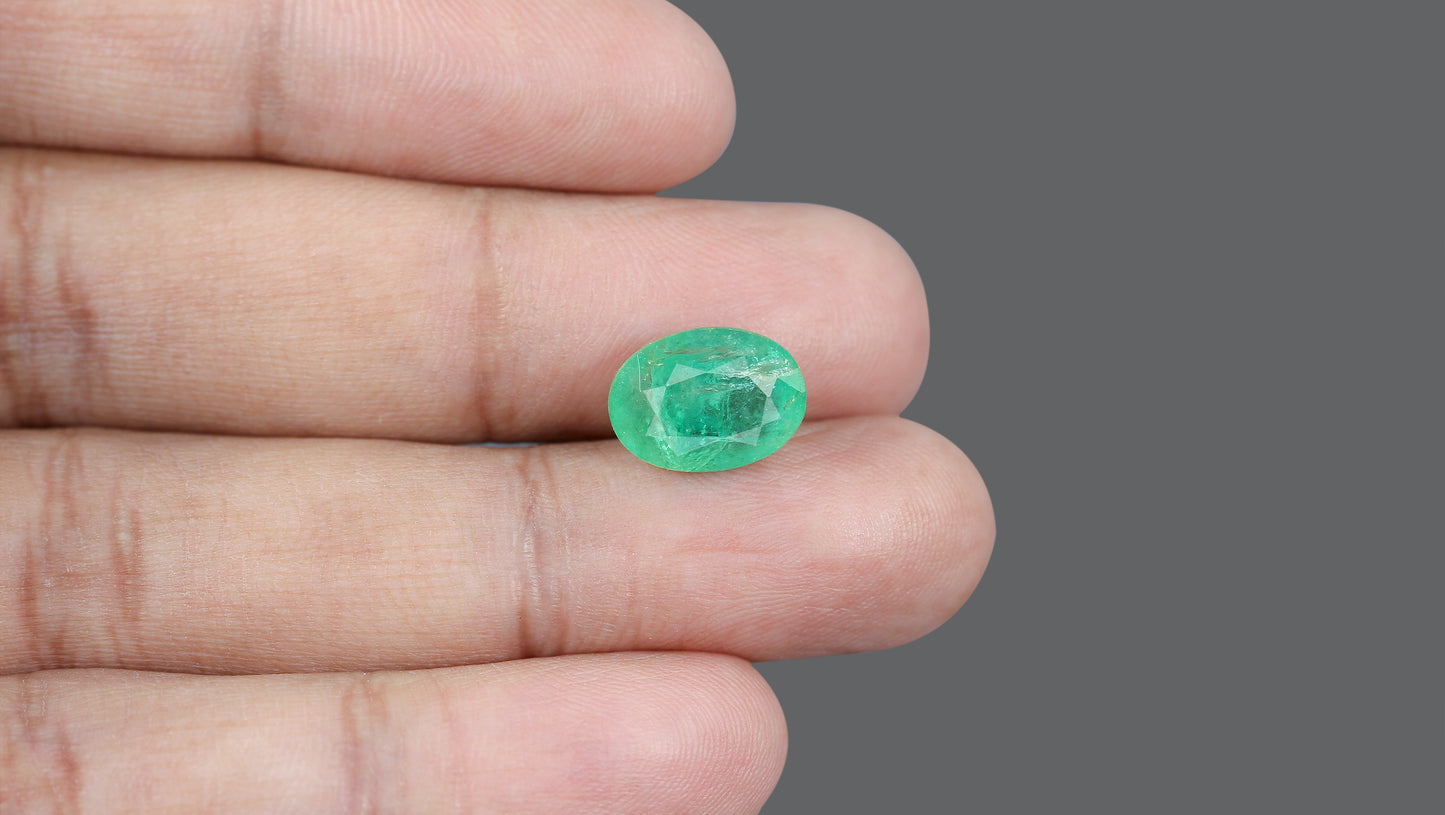 Natural Brazil Emerald (Panna) 6.50 Carats