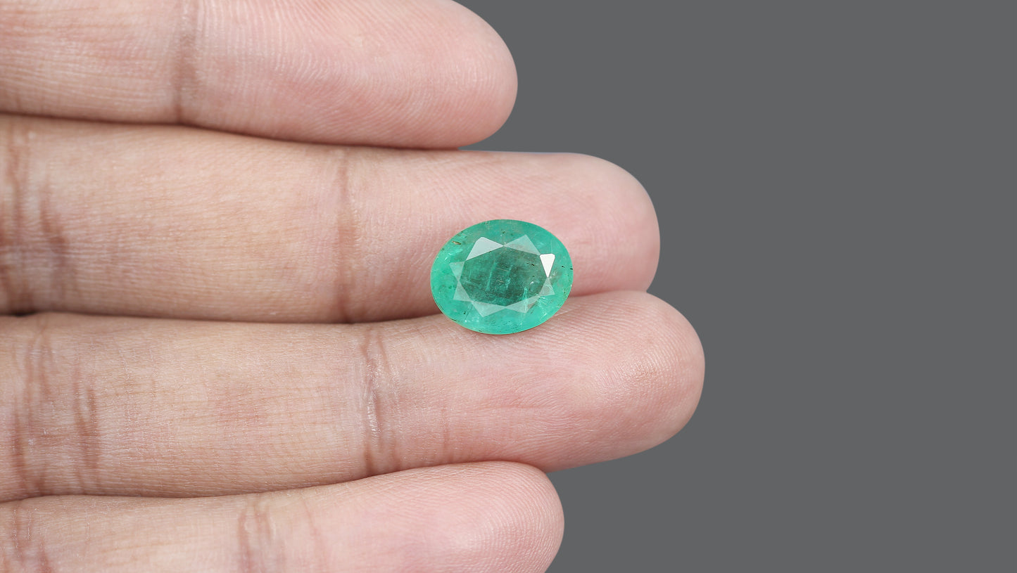 Natural Brazil Emerald (Panna) 6.35 Carats