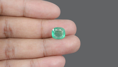 Natural Brazil Emerald (Panna) 5.71 Carats