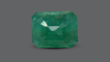 Natural Zambian Emerald (Panna) 5.07 Carats