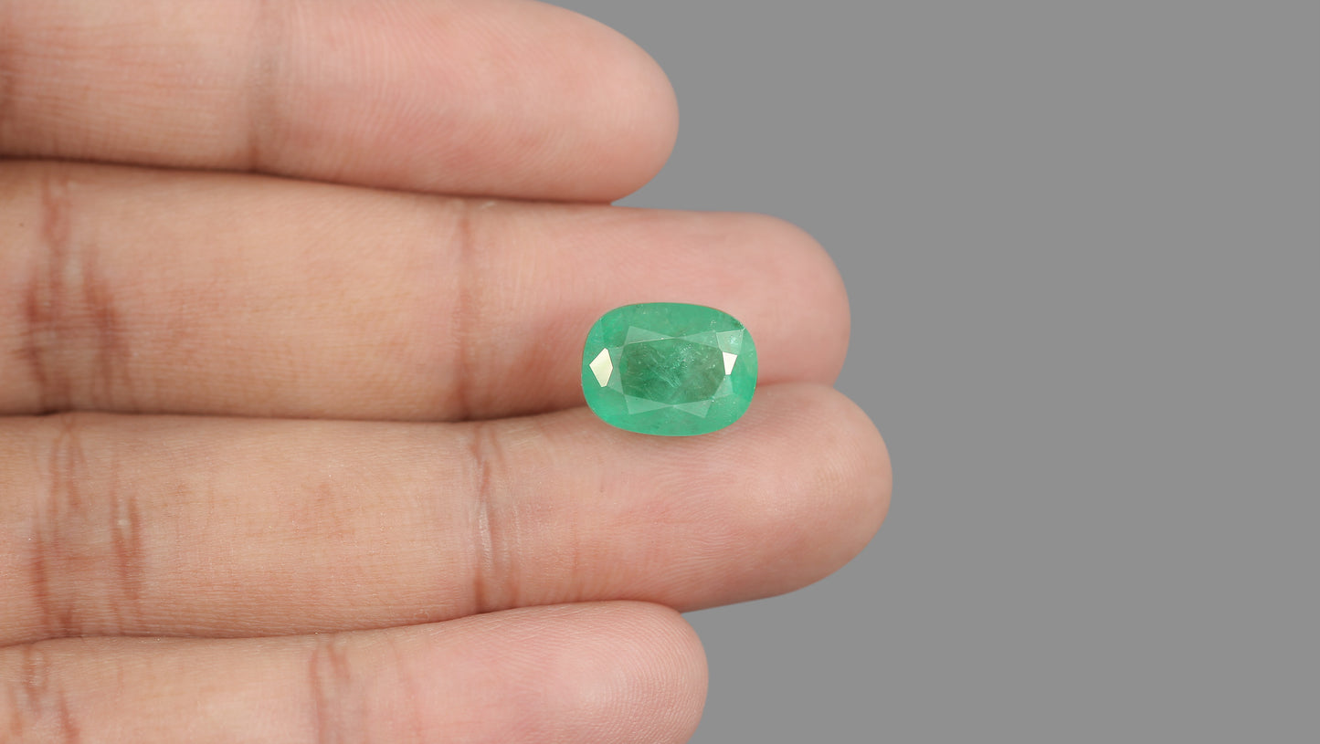 Natural Brazil Emerald (Panna) 8.55 Carats