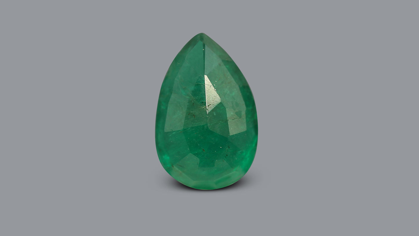 Natural Zambian Emerald (Panna) 7.44 Carats