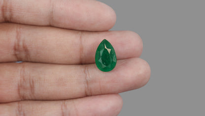 Natural Zambian Emerald (Panna) 7.44 Carats