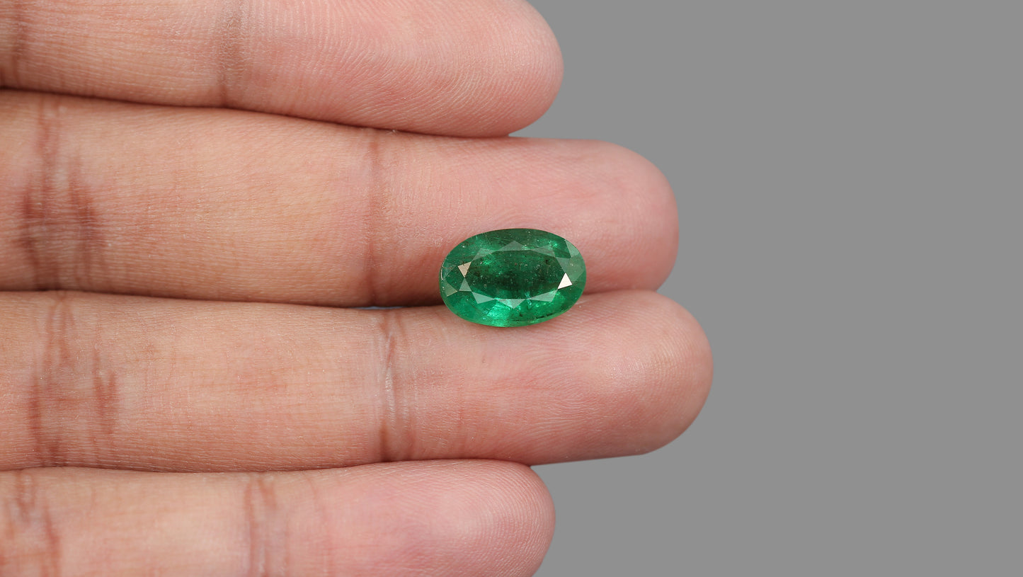 Natural Zambian Emerald (Panna) 5.56 Carats