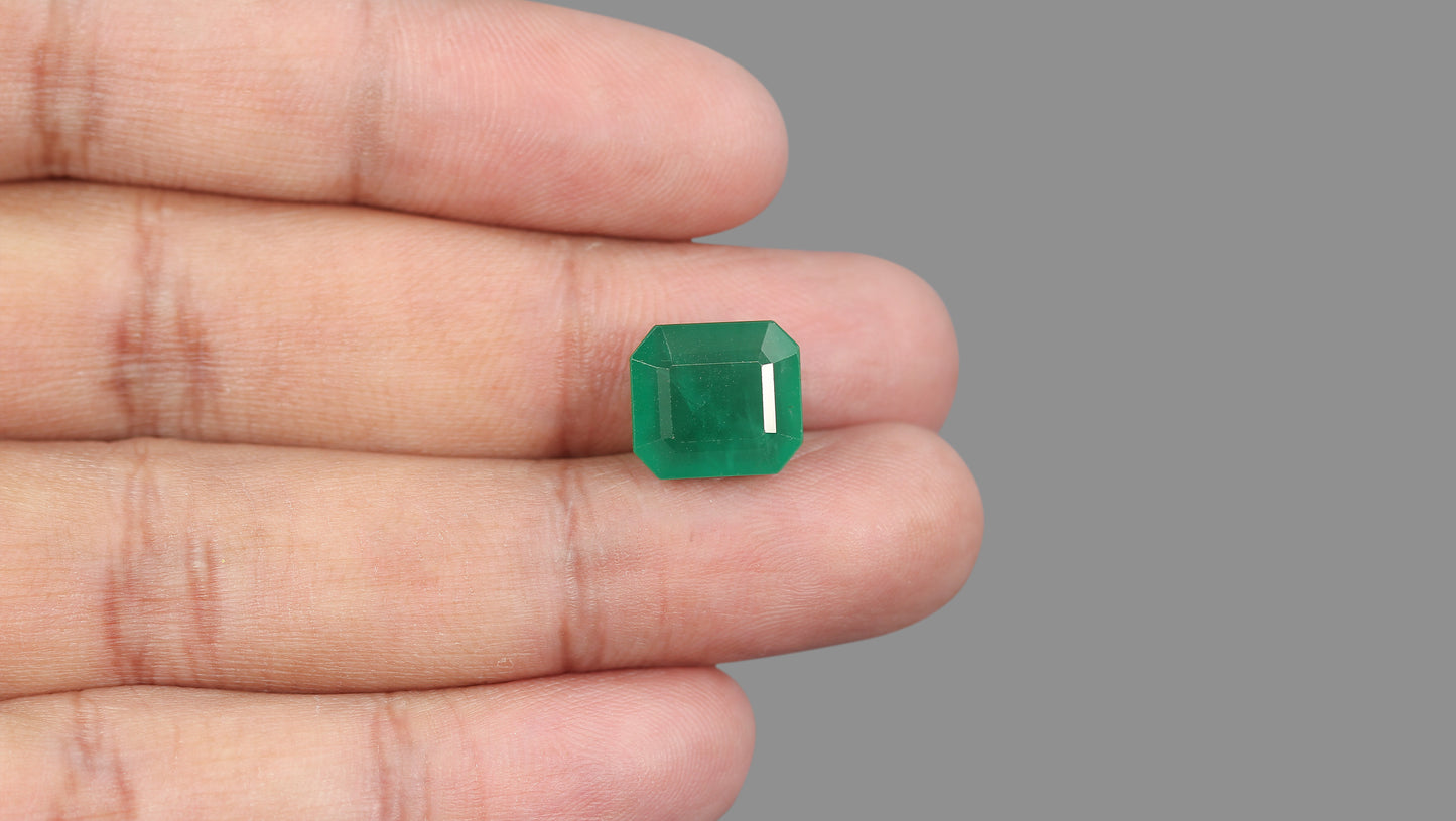Natural Zambian Emerald (Panna) 8.61 Carats