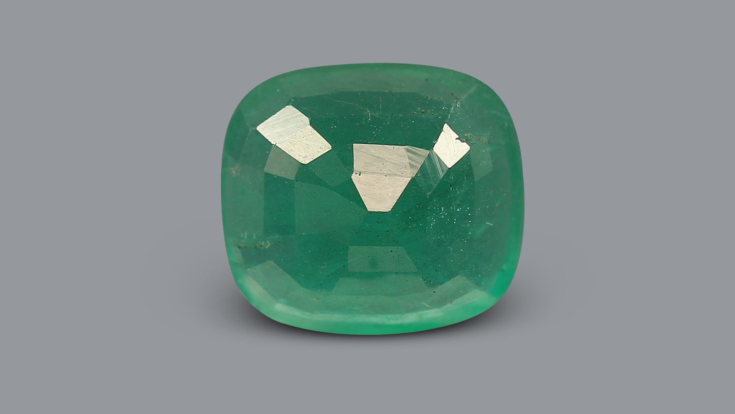 Natural Zambian Emerald (Panna) 5.94 Carats