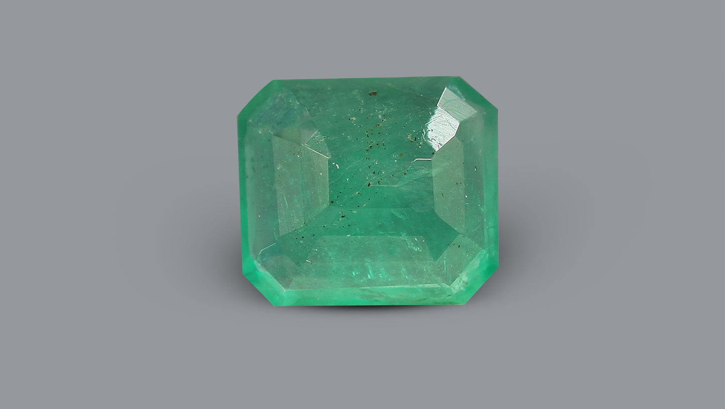 Natural Zambian Emerald (Panna) 5.63 Carats