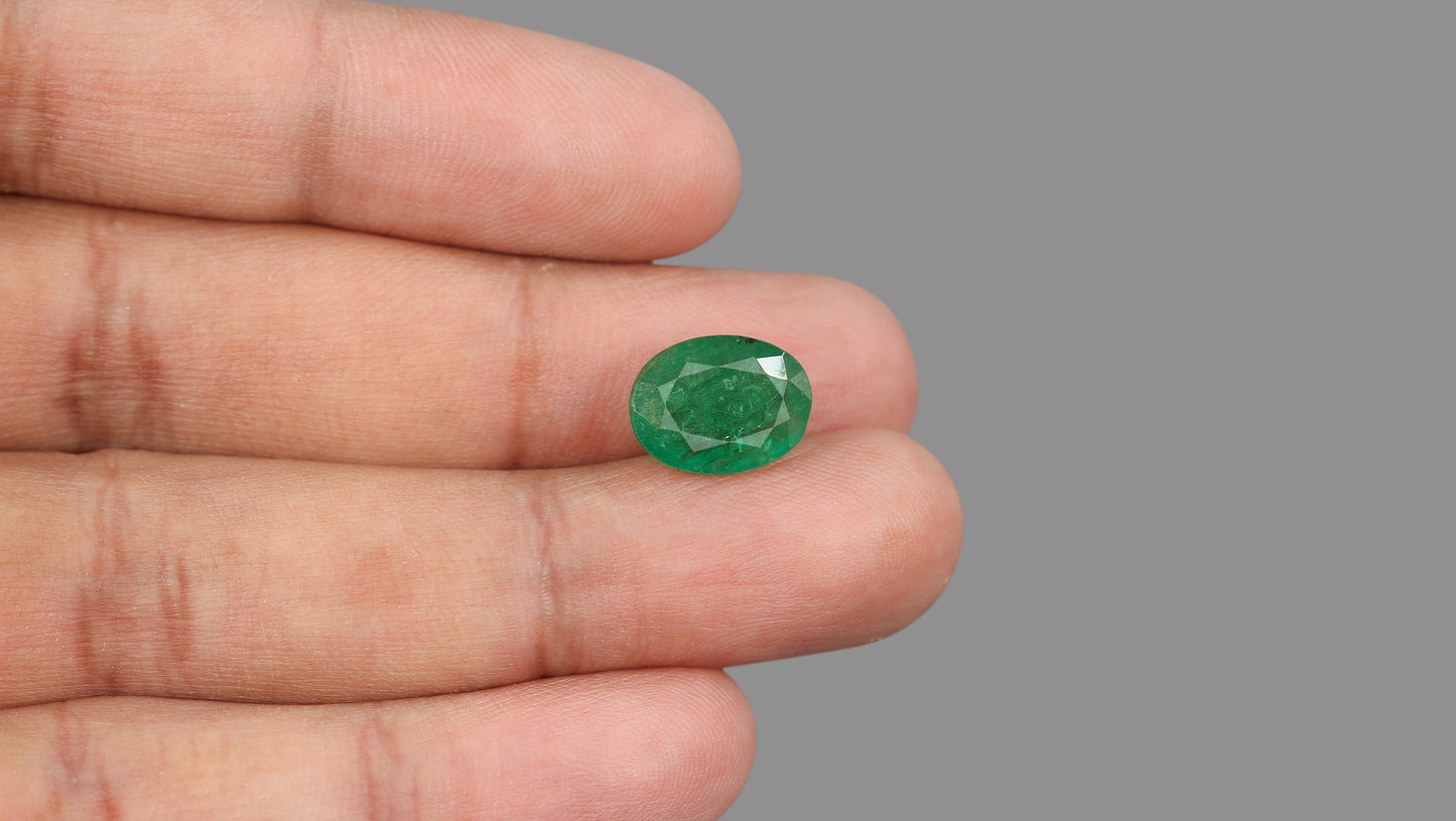 Natural Zambian Emerald (Panna) 5.80 Carats