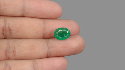 Natural Zambian Emerald (Panna) 5.74 Carats