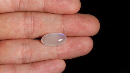 NATURAL MOONSTONE 8.22 CARATS