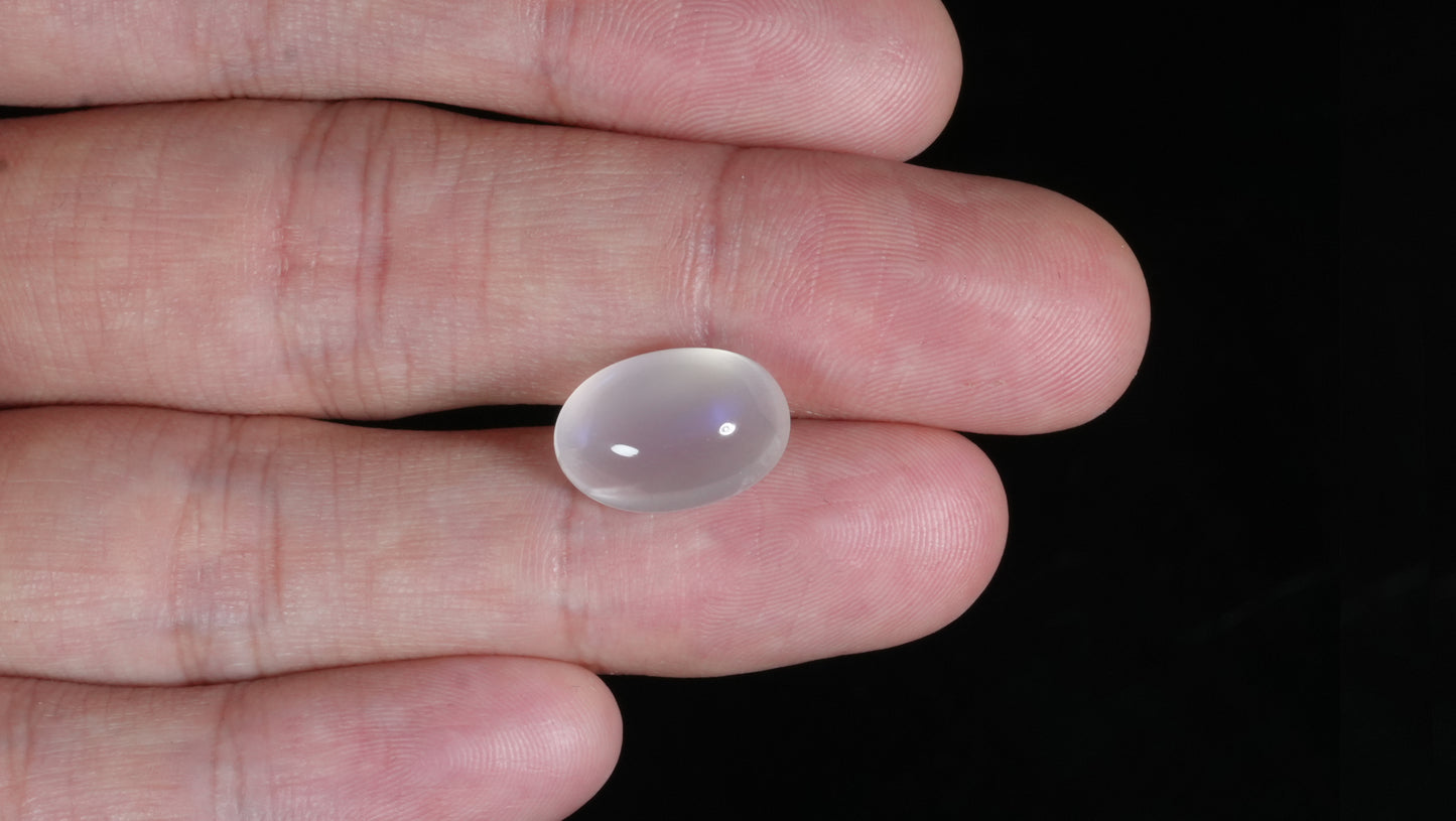 NATURAL MOON STONE 8.81 CARATS
