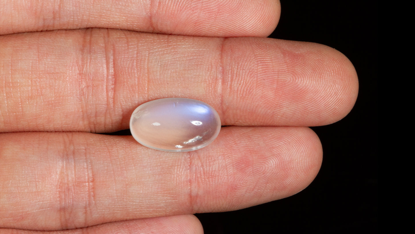 NATURAL MOONSTONE 9.28 CARATS