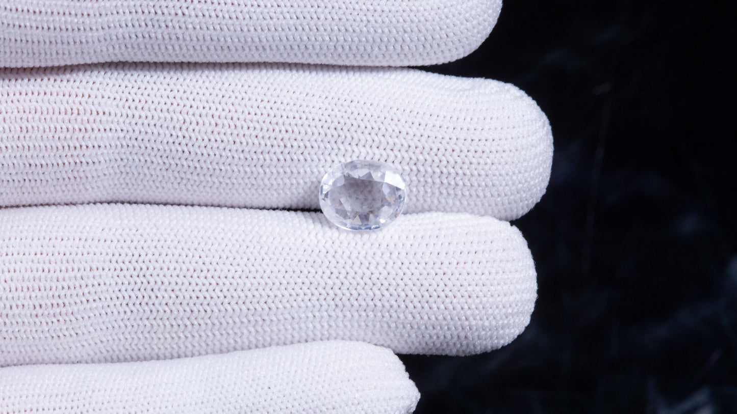 NATURAL ZIRCON 6.10 CARATS