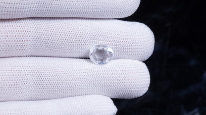 NATURAL ZIRCON 6.10 CARATS