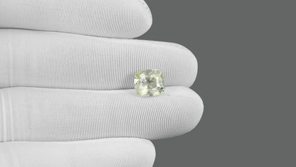 Natural Pitambari 5.52 Carats
