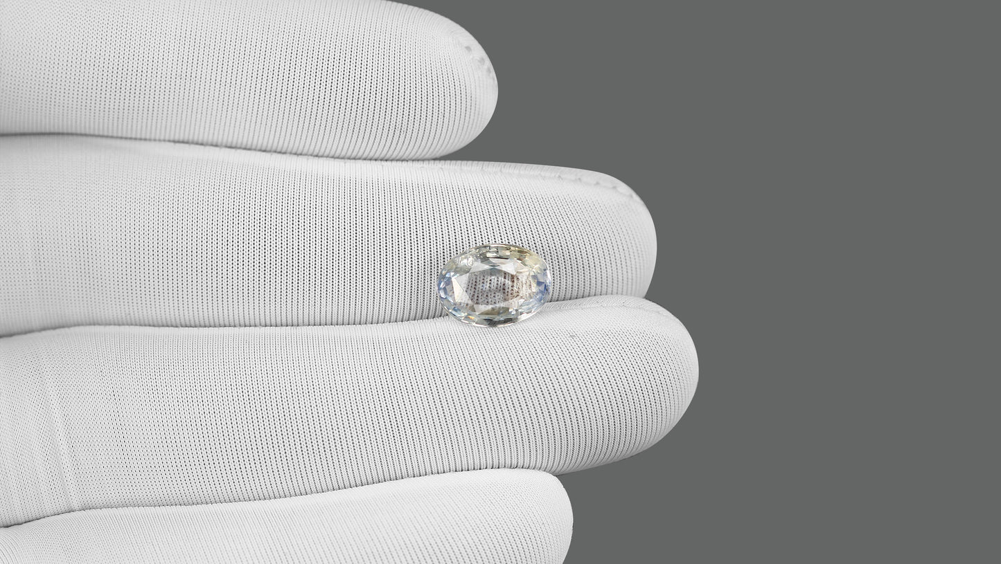 Natural Pitambari 4.56 Carats