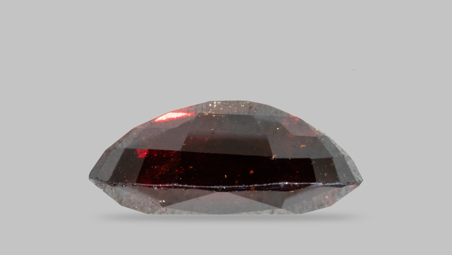 NATURAL HESSONITE (GOMED) 5.71 CARATS
