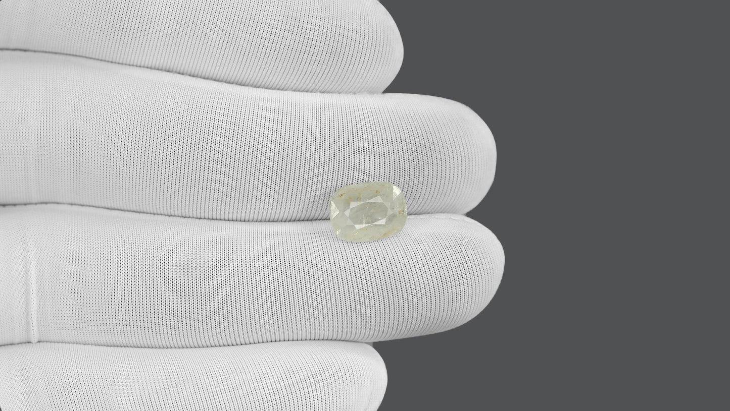 Natural White Sapphire 4.23 Carats
