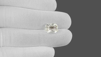 Natural White Sapphire 6.95 Carats
