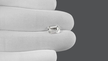 Natiral White Sapphire 2.90 Carats