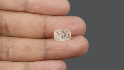 Natural White Sapphire 3.99 Carats