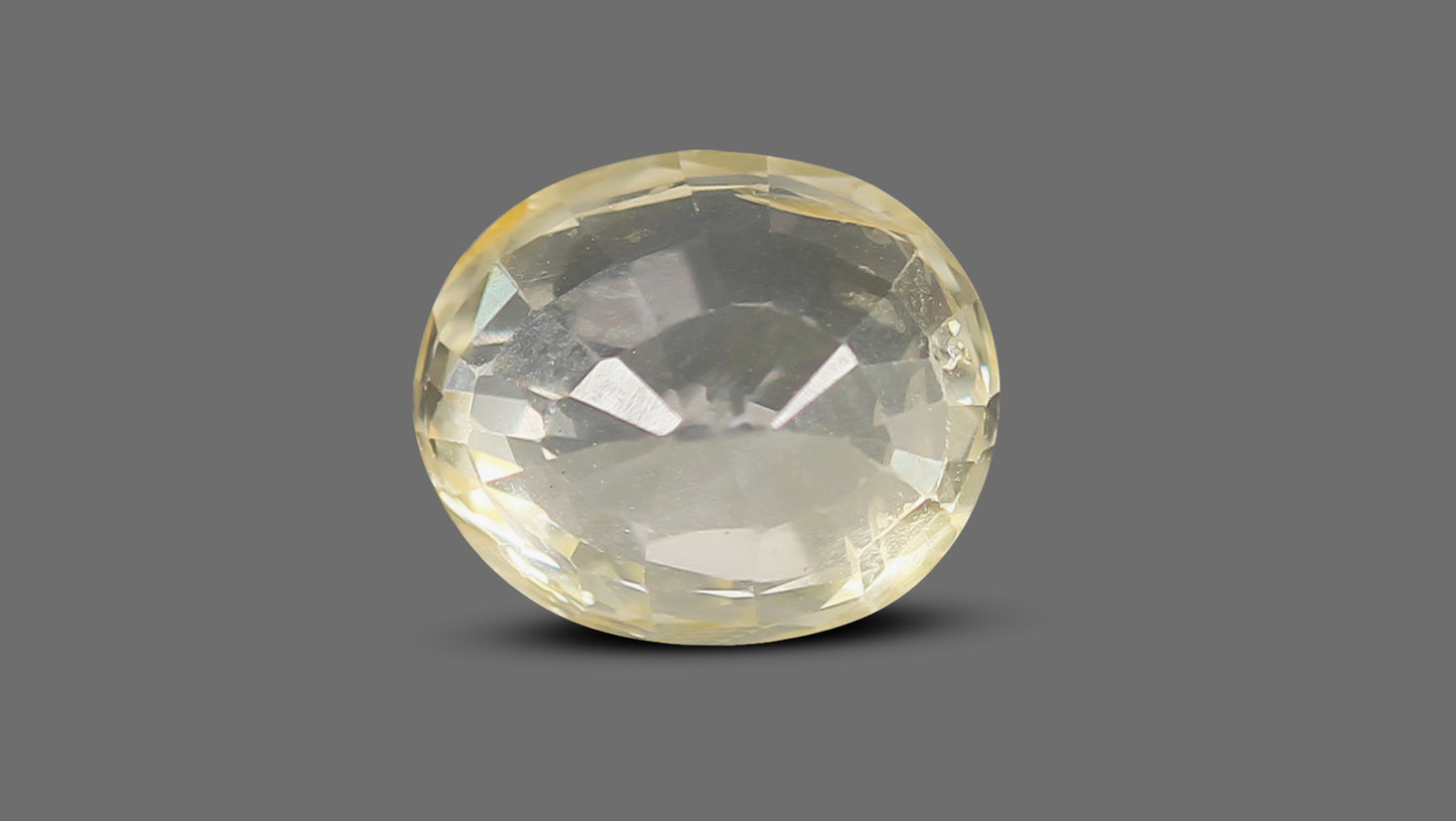 Natural Yellow Sapphire (Pukhraj) 4.06 Carats